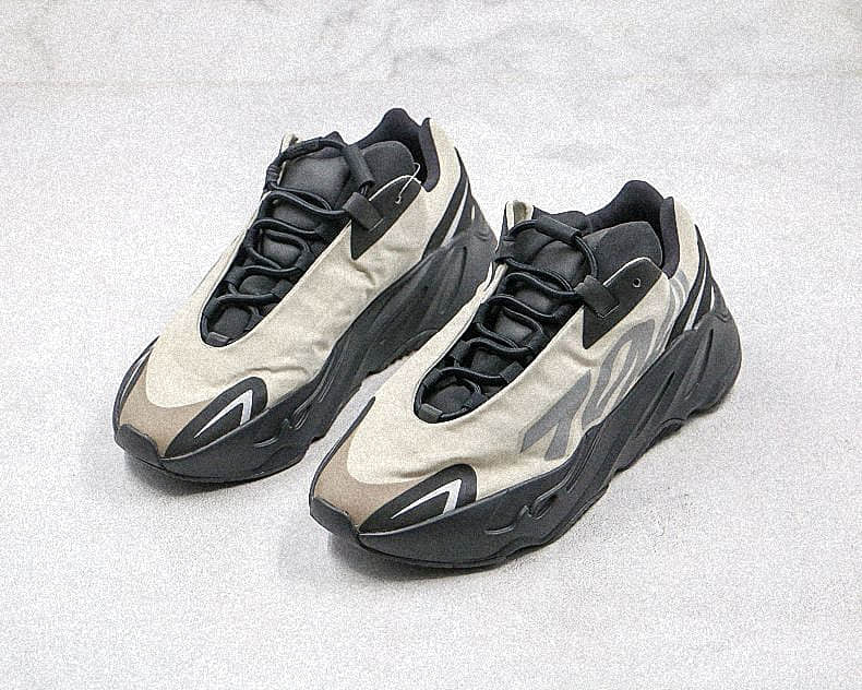 Knock Off Yeezy 700 MNVN bone shoes on our online shoe store (2)